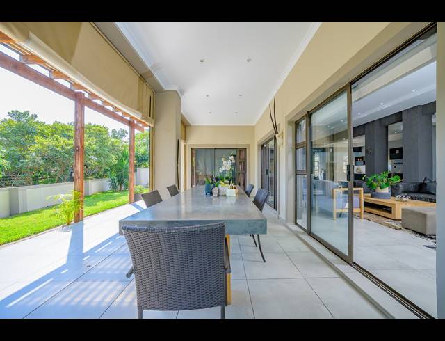 4 BEDROOM HOUSE FOR SALE IN SHEFFIELD BEACH